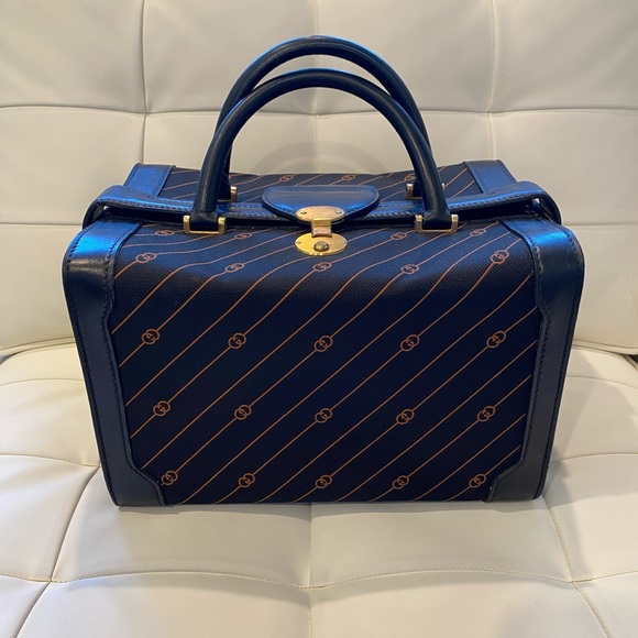 Gucci Handbags - Vintage Gucci Train/ Vanity Case